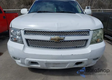 2008 Chevrolet Suburban 1500 Lt z USA, uszkodzony, nr VIN 1GNFC16038R130982